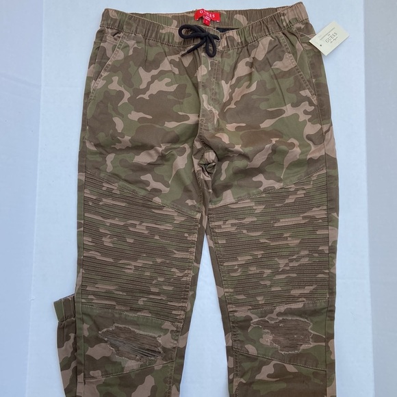 New GUESS Mens Camo Joggers - Picture 3 of 6